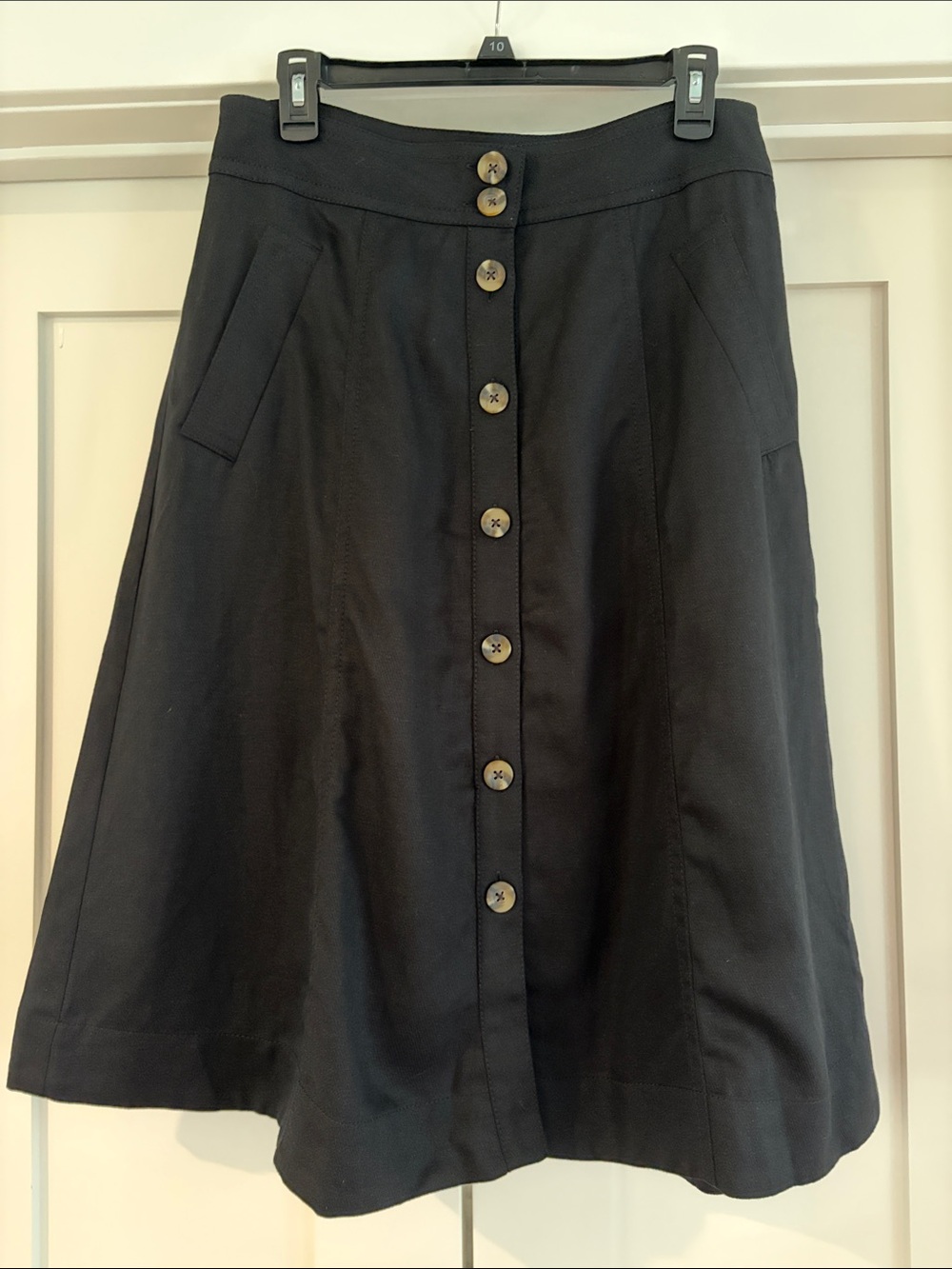 Ann Taylor Petite Women’s Black A-Line Button-Front Midi Classic Skirt, 10P
